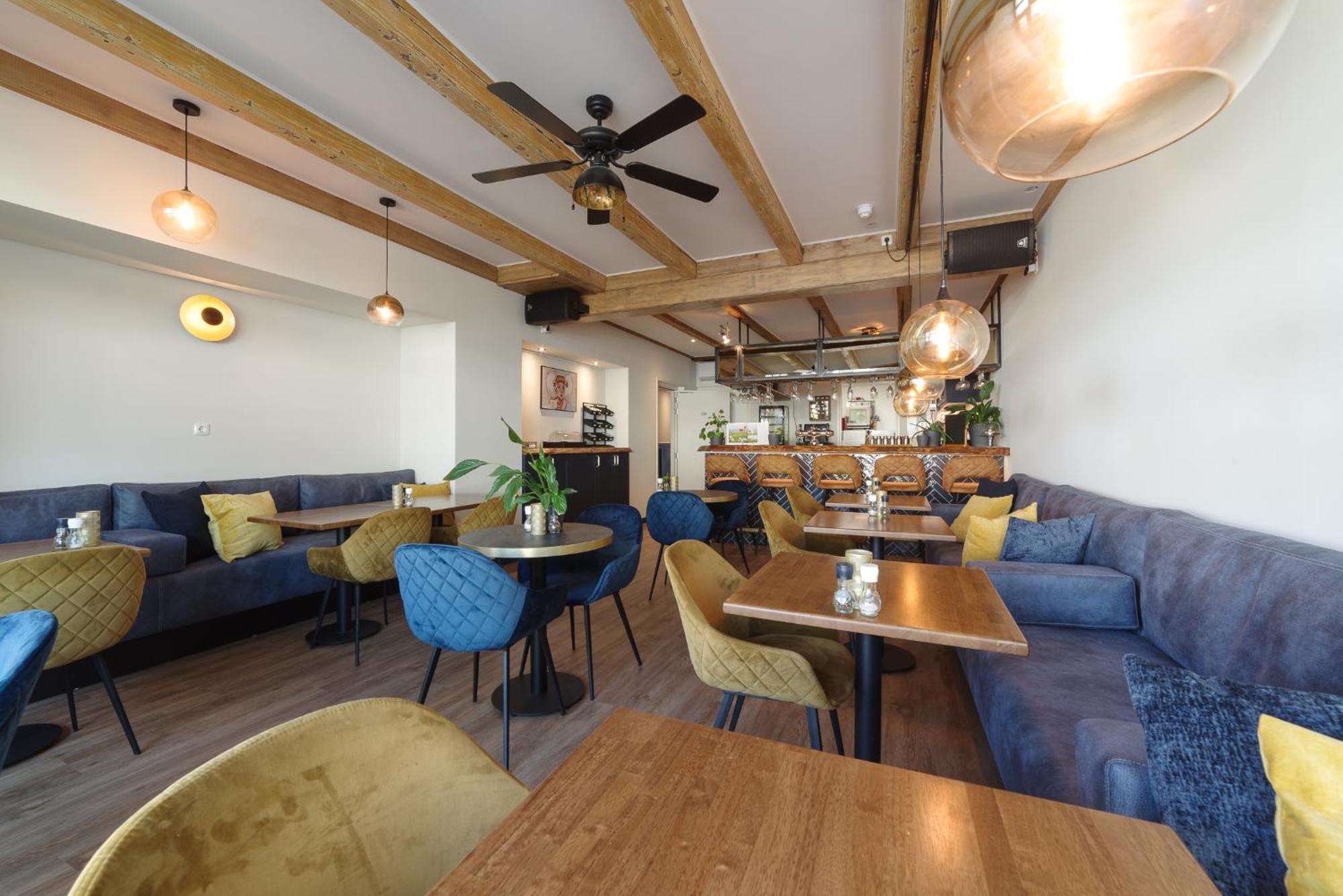 Hotel De Zilte Zeeuw คอร์ทเคเนอ ภายนอก รูปภาพ