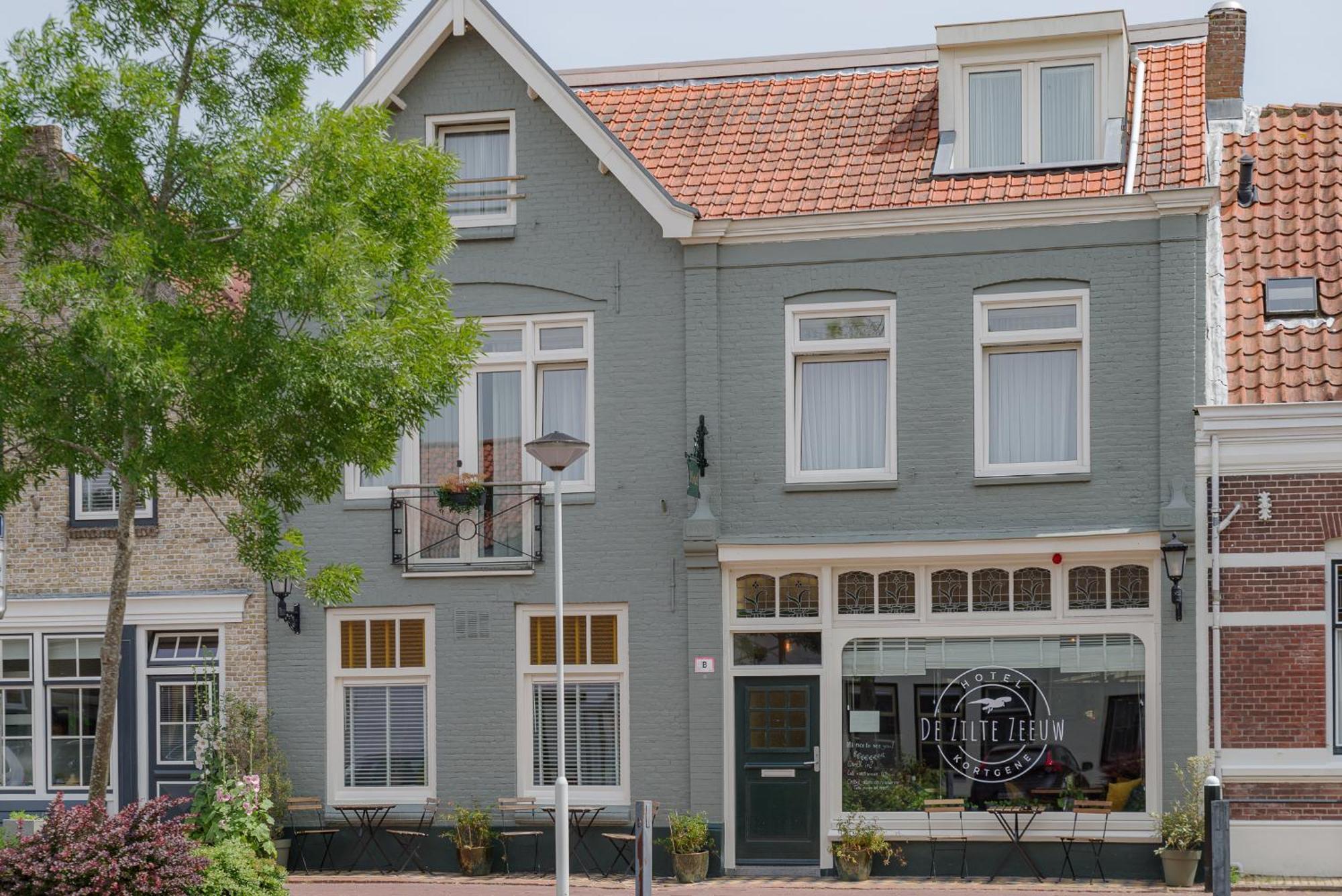 Hotel De Zilte Zeeuw คอร์ทเคเนอ ภายนอก รูปภาพ