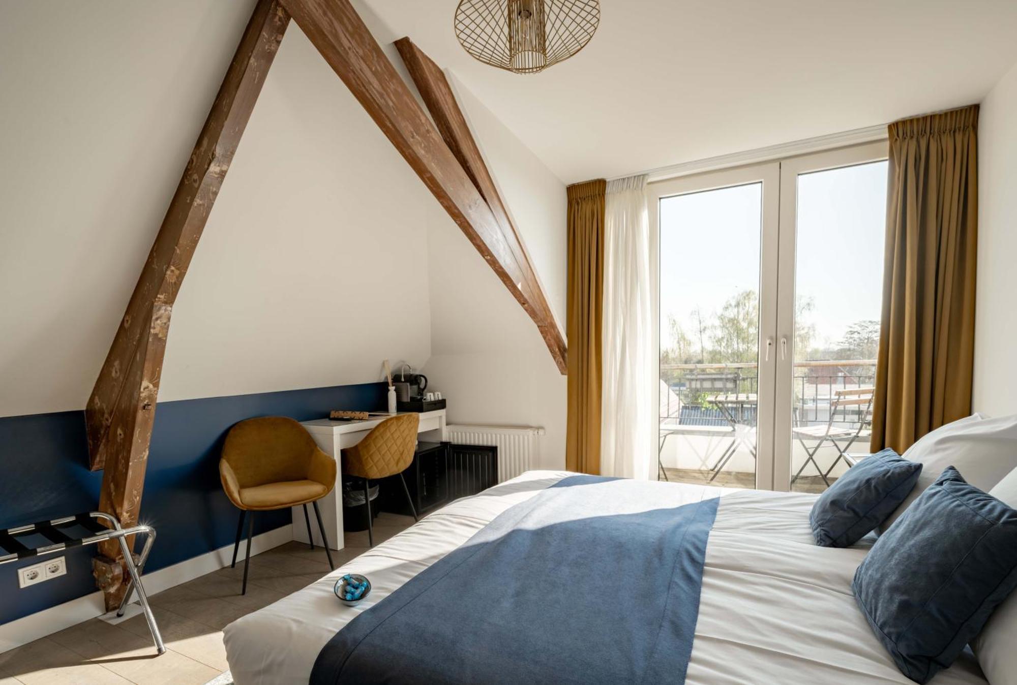 Hotel De Zilte Zeeuw คอร์ทเคเนอ ภายนอก รูปภาพ